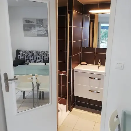 Agreable Studio Avec Jardin Apartamento